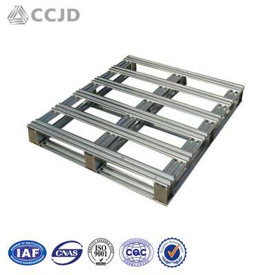 Light weight steel pallet